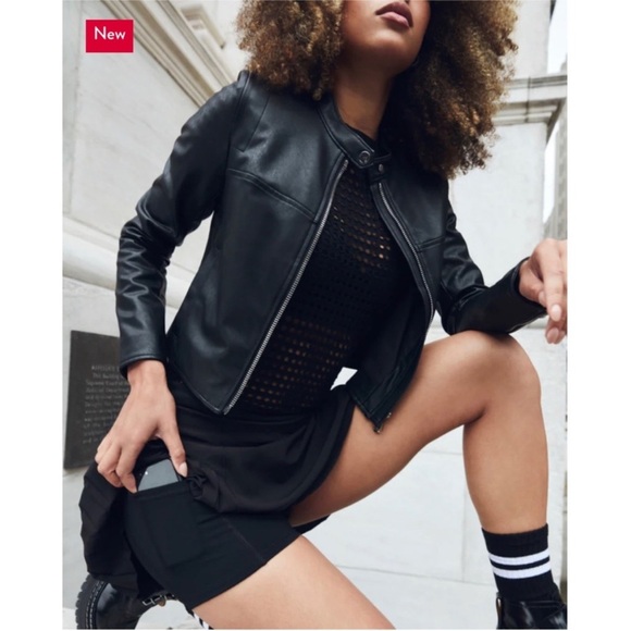 Spanx Womens Leather Like Moto Jacket Crop Biker Sz M Comfy Black Grunge NWT - Picture 1 of 11